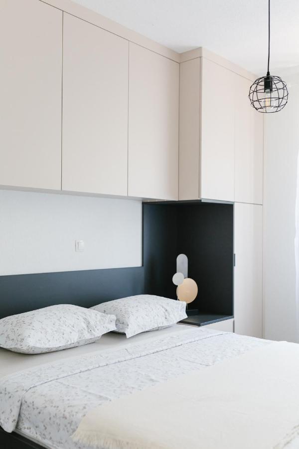 Apartmani Toma ปาโกชตาเน ภายนอก รูปภาพ